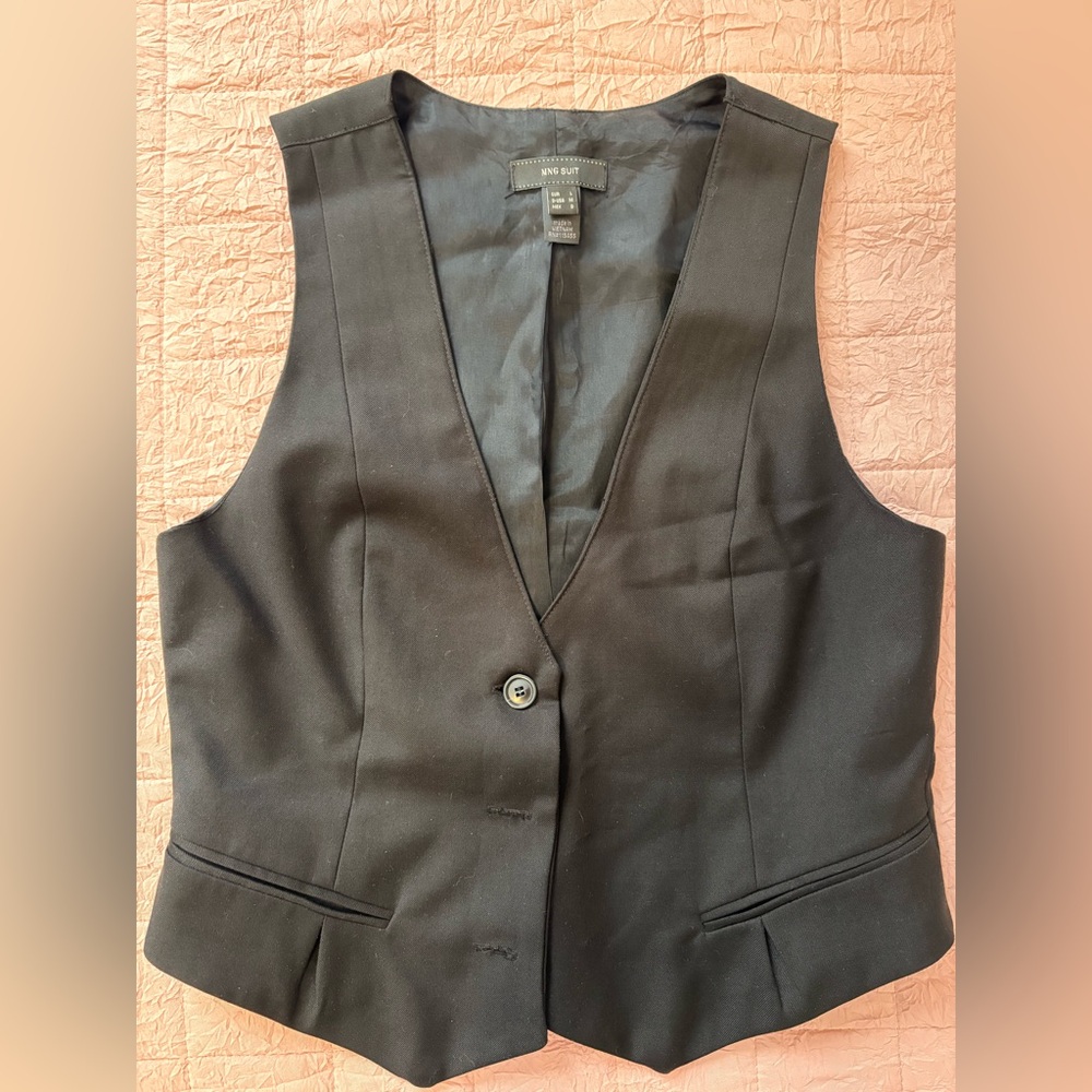 Black Button-Up Vest- small - Picture 2 of 3